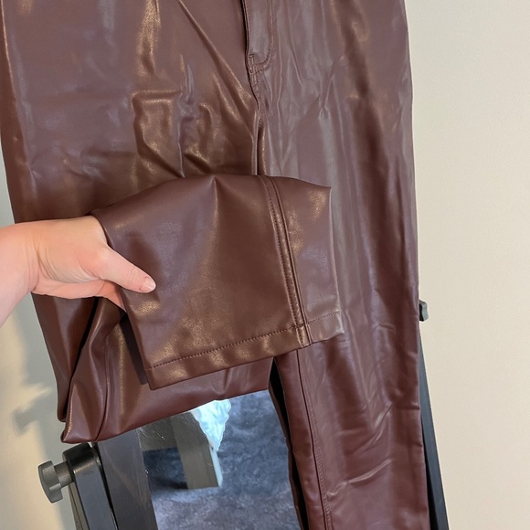 Faux leather pants - Picture 4 of 5